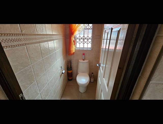 4 BEDROOM HOUSE FOR SALE IN BENDOR